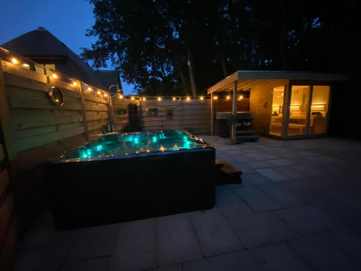 Bed and Breakfast The Island Life Texel - Wellness Де-Коог Экстерьер фото